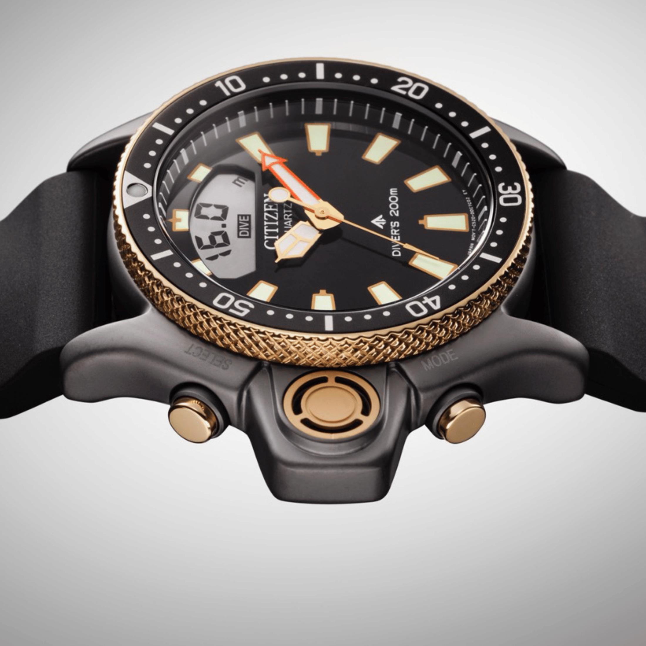 Montre Citizen Promaster Marine Aqualand "40ème Anniversaire" quartz cadran noir bracelet caoutchouc 50,7 mm