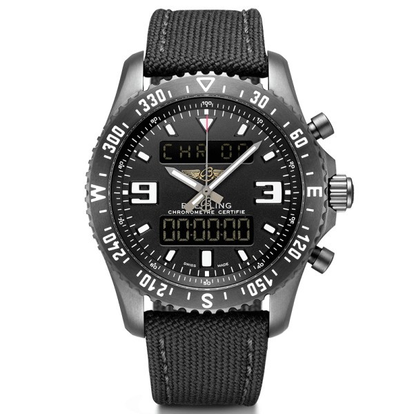 Montre Breitling Chronospace Military SuperQuartz cadran noir bracelet textile noir 46 mm