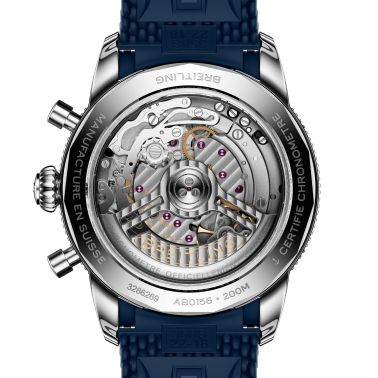 Montre Breitling Superocean Heritage B01 Chrono automatique cadran bleu bracelet caoutchouc 42 mm