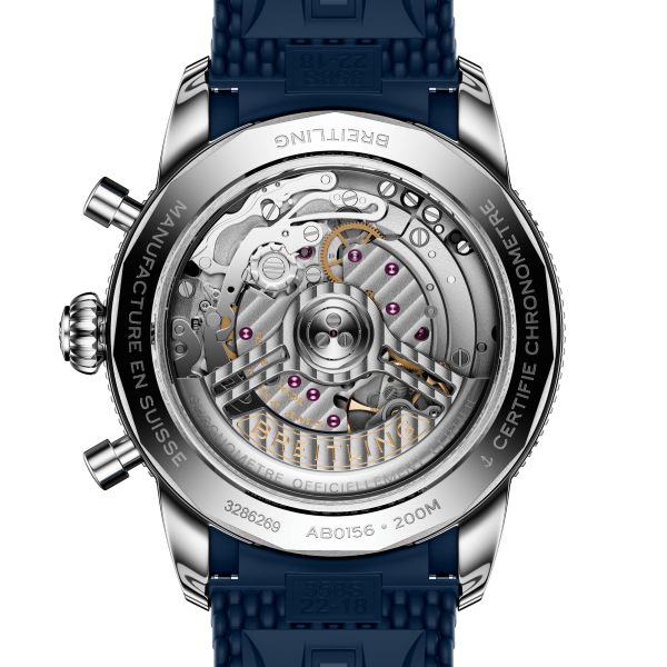 Montre Breitling Superocean Heritage B01 Chrono automatique cadran bleu bracelet caoutchouc 42 mm