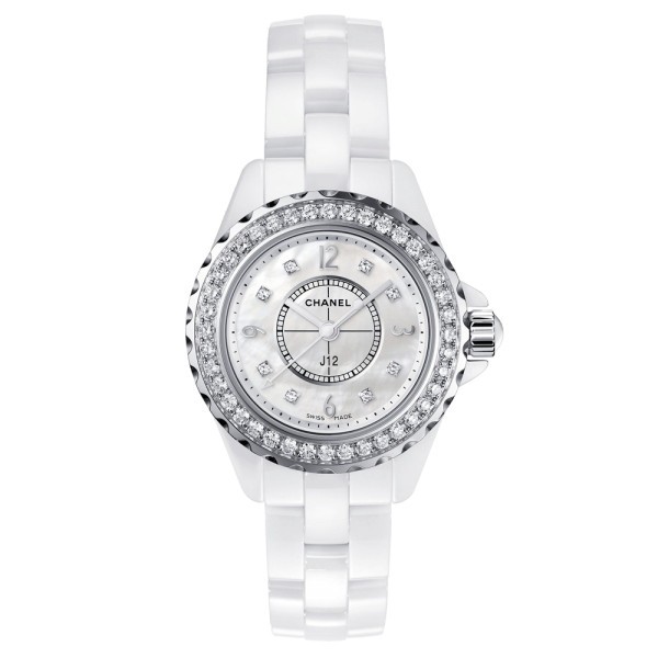 Montre Chanel J12 cadran nacre lunette et index sertis bracelet céramique blanche 29 mm