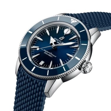 Montre Breitling Superocean Heritage automatique cadran bleu bracelet caoutchouc 36 mm