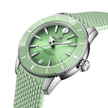 Breitling Superocean Heritage automatic green dial rubber strap 36 mm