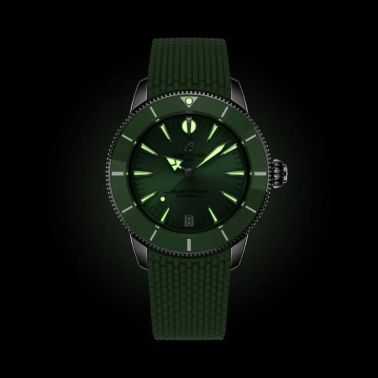 Breitling Superocean Heritage automatic green dial rubber strap 36 mm