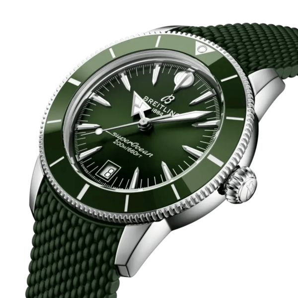 Montre Breitling Superocean Heritage B31 automatique cadran vert bracelet caoutchouc 40 mm