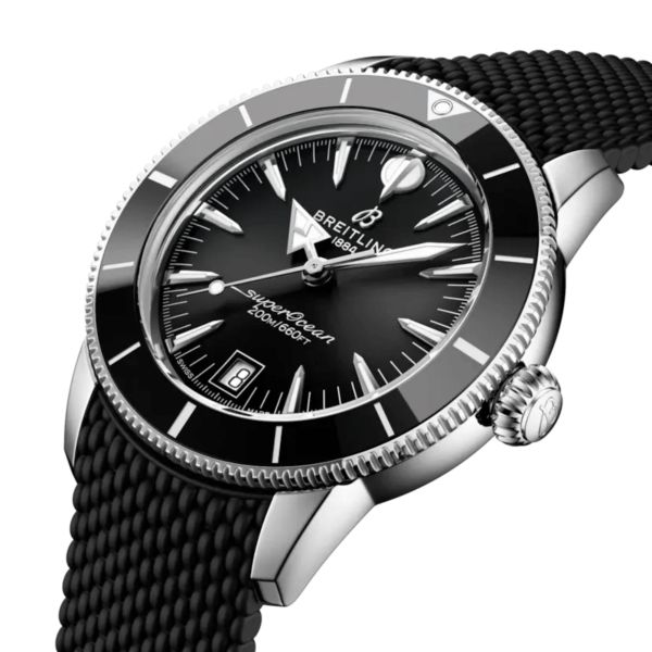 Montre Breitling Superocean Heritage B31 automatique cadran noir bracelet caoutchouc 40 mm