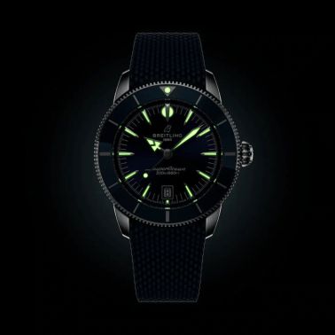 Breitling Superocean Heritage B31 automatic green dial rubber strap 42 mm