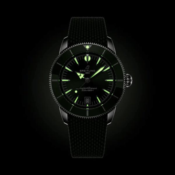 Breitling Superocean Heritage B31 automatic green dial rubber strap 42 mm