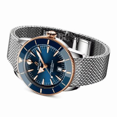 Montre Breitling Superocean Heritage B31 Acier & Or Rouge automatique cadran bleu bracelet maille milanaise 44 mm