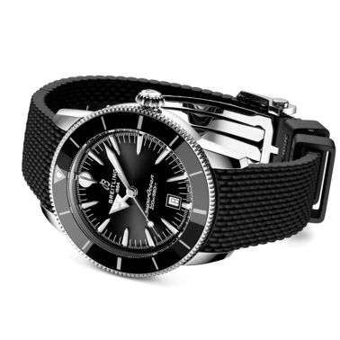 Montre Breitling Superocean Heritage B31 automatique cadran noir bracelet caoutchouc 44 mm
