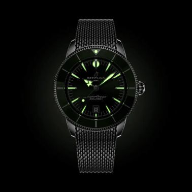 Montre Breitling Superocean Heritage B31 automatique cadran vert bracelet maille milanaise 44 mm