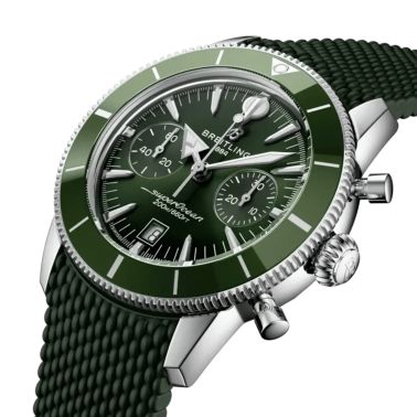 Montre Breitling Superocean Heritage B01 Chrono automatique cadran vert bracelet caoutchouc 42 mm