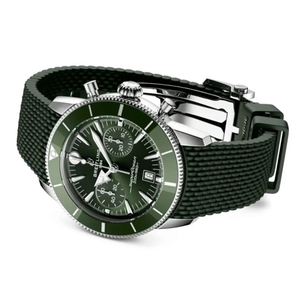 Breitling Superocean Heritage B01 Chrono automatic green dial rubber strap 42 mm