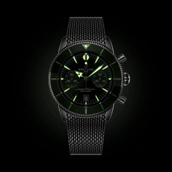 Breitling Superocean Heritage B01 Chrono automatic green dial mesh bracelet 42 mm