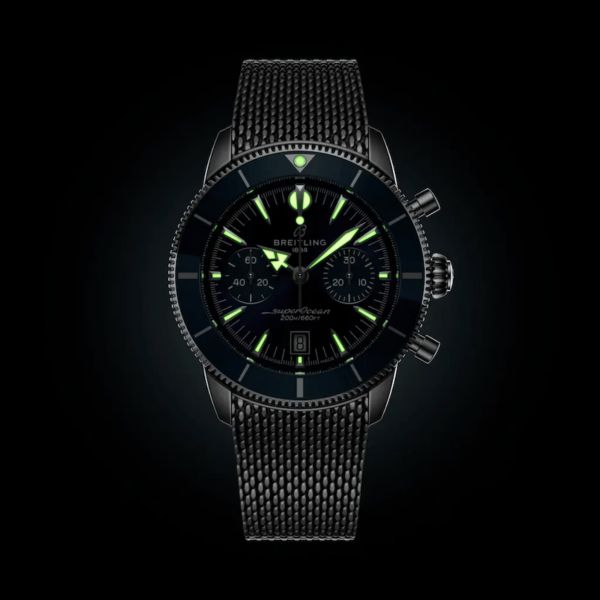 Breitling Superocean Heritage B01 Chrono automatic blue dial mesh bracelet 42 mm