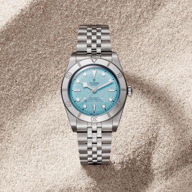 Montre Tudor Black Bay 54 "Lagoon Blue" automatique cadran beu bracelet acier 37 mm