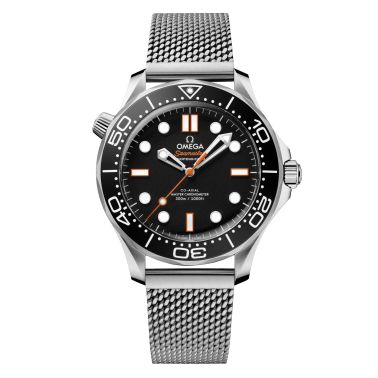 Montre Omega Seamaster Diver 300m Co-Axial Master Chronometer cadran noir "Orange" bracelet acier milanais 42 mm