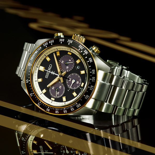 Seiko Prospex Solar Quartz Chronograph Watch with Black Dial and 41 mm Steel Bracelet