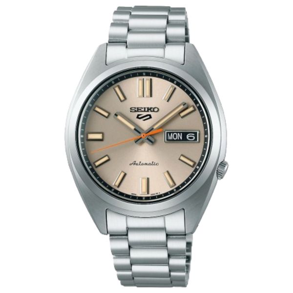 Montre Seiko 5 Sports automatique cadran argenté bracelet acier 37,4 mm