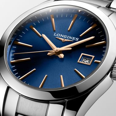 Montre Longines Conquest quartz cadran bleu bracelet acier 29,5 mm