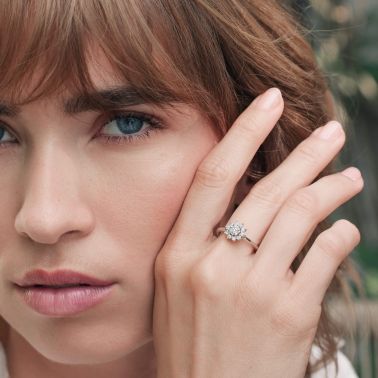 Lepage Marguerite ring in rose gold and diamonds