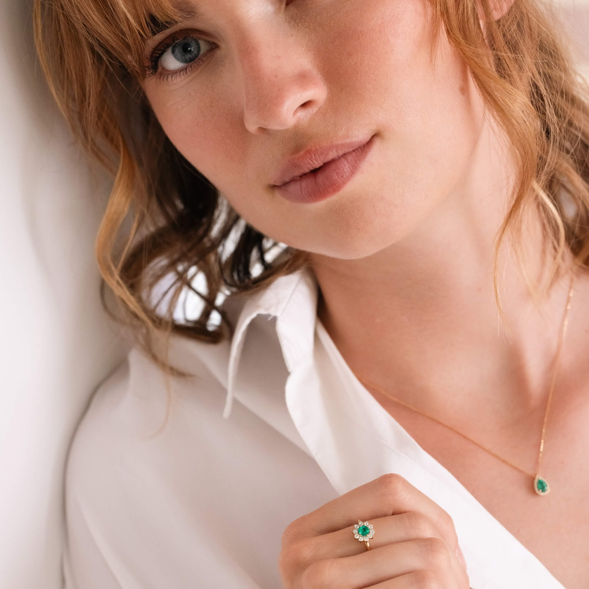 Lepage Marceau necklace in yellow gold and pear-cut emerald