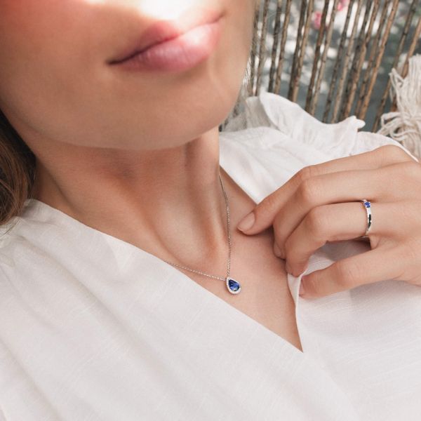 Lepage Marceau necklace in rose gold and pear-cut sapphire