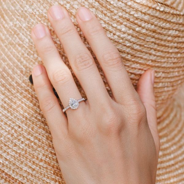 Lepage Marcel engagement in white gold, pear cut ruby and diamonds