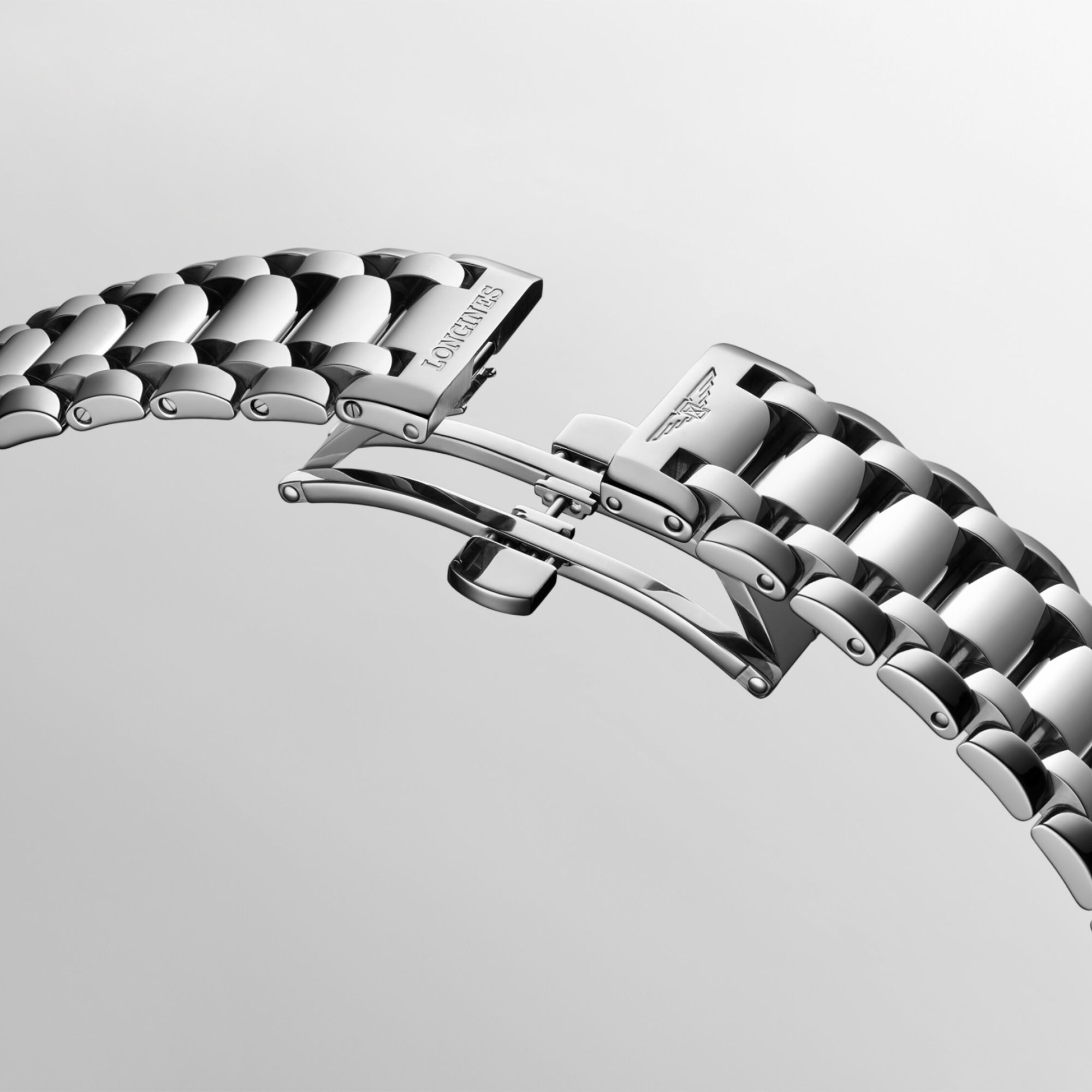 Montre Longines PrimaLuna Moonphase automatique cadran blanc bracelet acier 34 mm