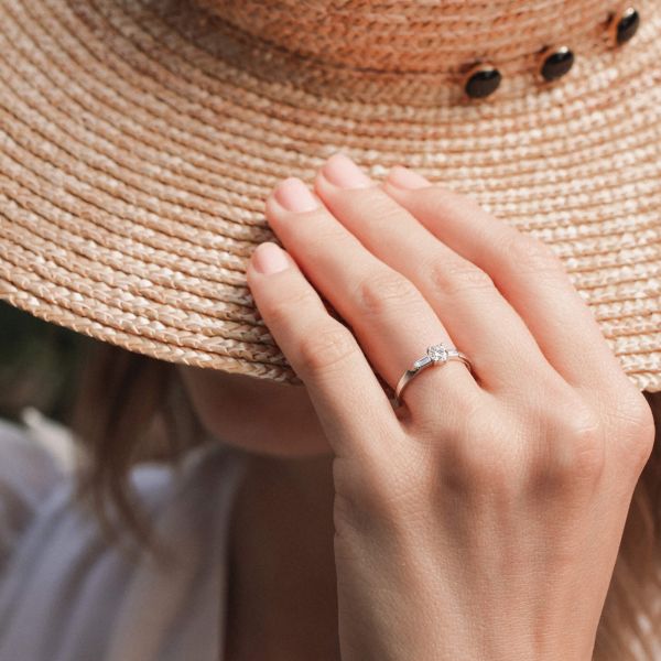 Lepage Albert engagement ring in white gold and diamonds