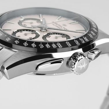 Montre Hamilton Jazzmaster Performer Chronographe automatique cadran blanc bracelet acier 42 mm