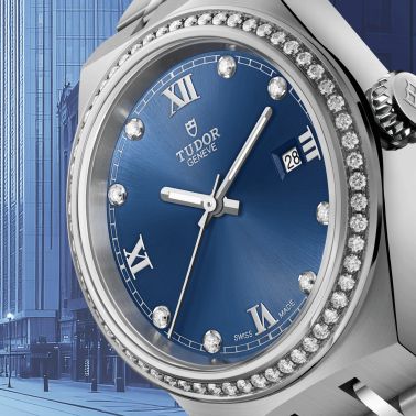 Montre Tudor Royal automatique lunette sertie diamants index diamants cadran bleu bracelet acier 28 mm