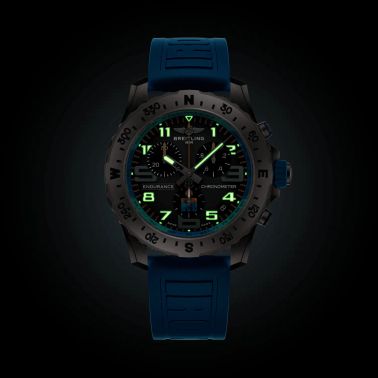 Montre Breitling Endurance Pro Edition IRONMAN® World Championship 2025 quartz chronographe cadran anthracite bracelet caoutchou