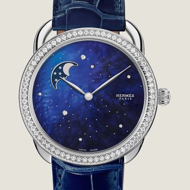 Montre HERMÈS Arceau Petite Lune Grand Modèle automatique cadran bleu bracelet cuir bleu 38 mm