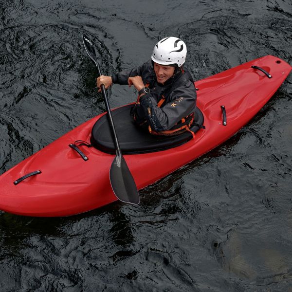 Montre Garmin Fénix 8 Pro AMOLED Sapphire Titane Carbon Gray DLC bracelet cuir marron et silicone noir 47 mm