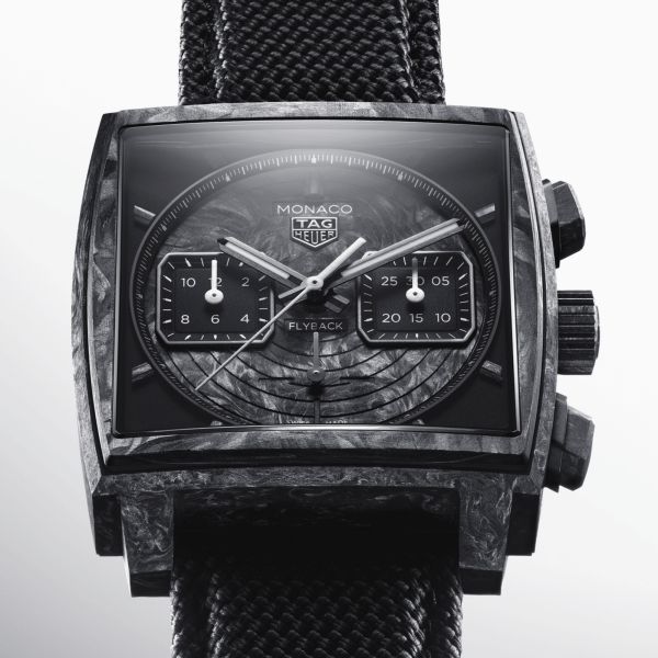 Montre TAG Heuer Monaco Flyback Chronograph TH-Carbonspring automatique cadran noir bracelet caoutchouc 39 mm