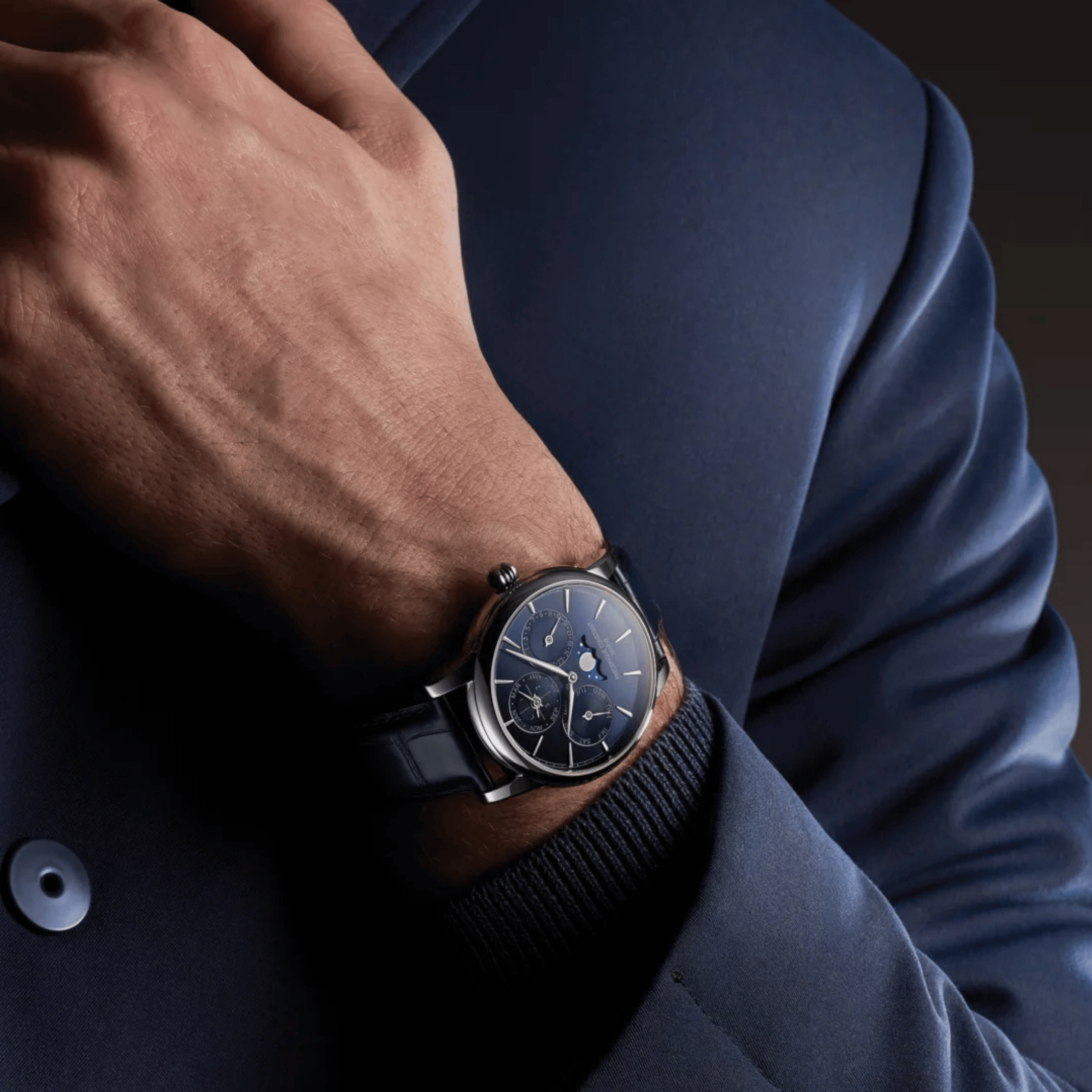 Montre Frederique Constant Manufacture Classic Perpetual Calendar automatique cadran bleu bracelet cuir 40 mm