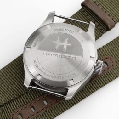 Montre Hamilton Khaki Field Power Reserve mécanique cadran noir bracelet NATO kaki 40 mm