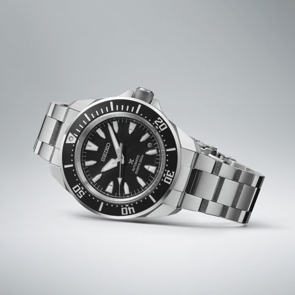 Seiko Prospex Diver's Samurai automatic black dial steel bracelet 41,7 mm
