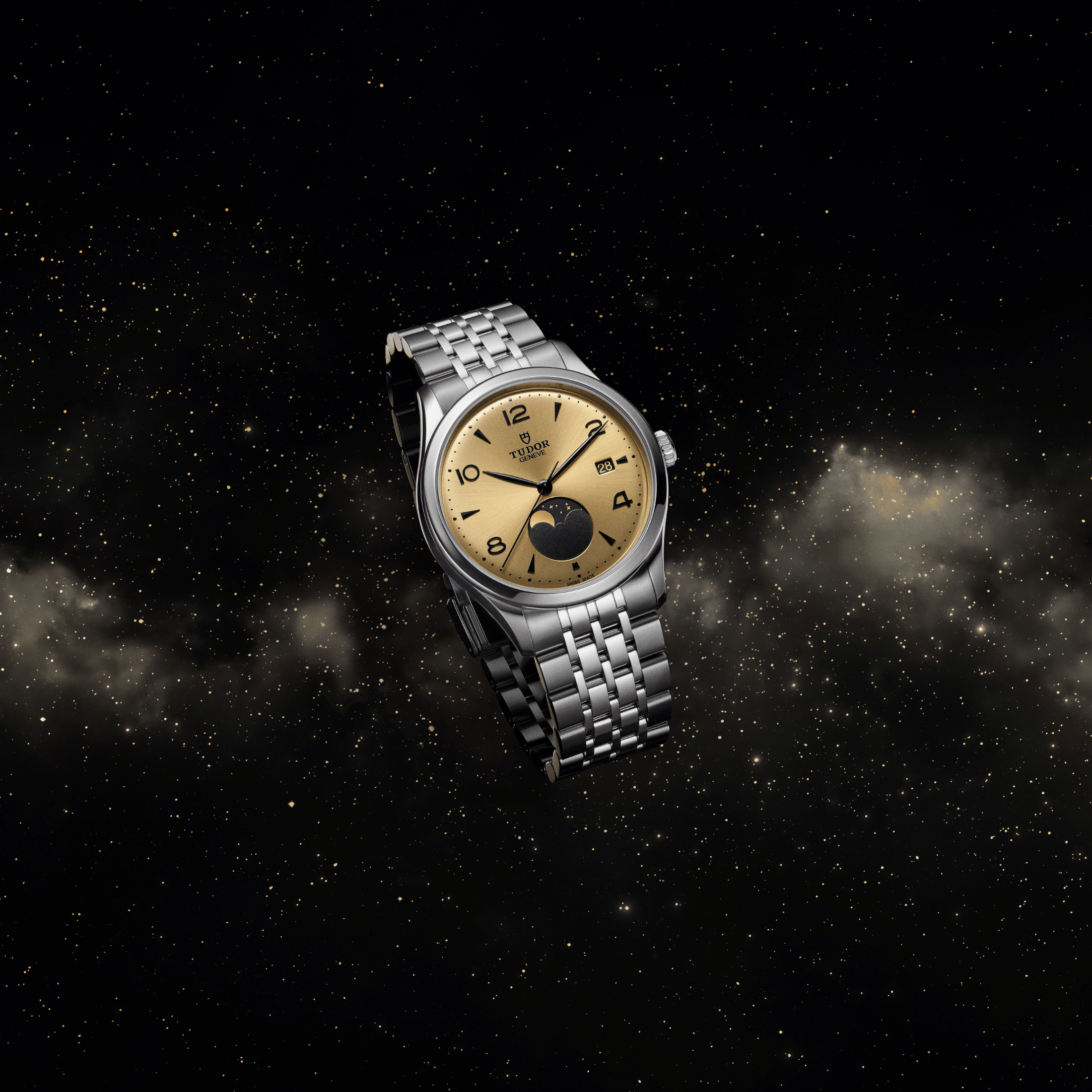 Montre Tudor 1926 Luna automatique cadran champagne bracelet acier 39 mm