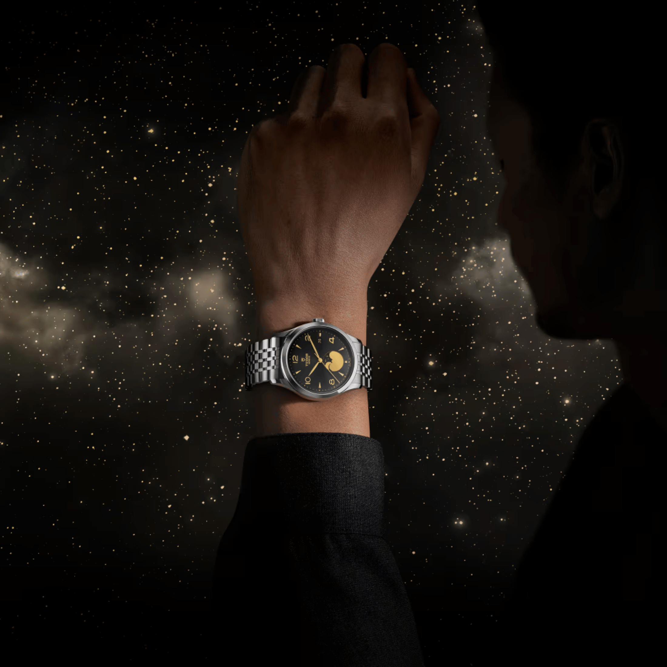 Montre Tudor 1926 Luna automatique cadran noir bracelet acier 39 mm