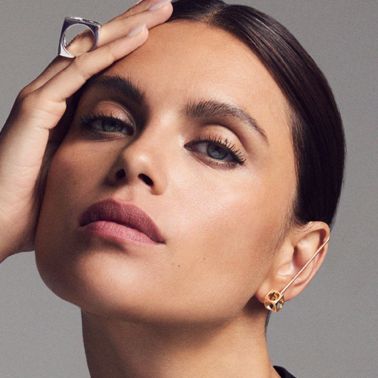 Dinh van Le Pavé single earring in yellow gold