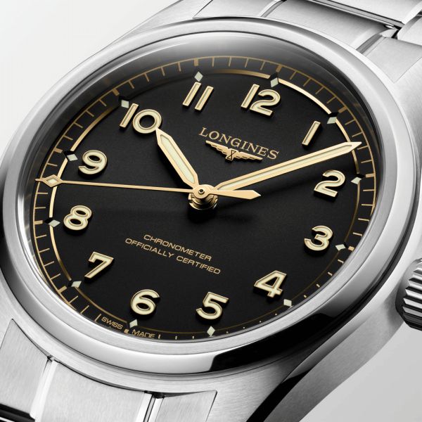 Montre Longines Spirit Pilot automatique COSC cadran noir bracelet acier 39 mm