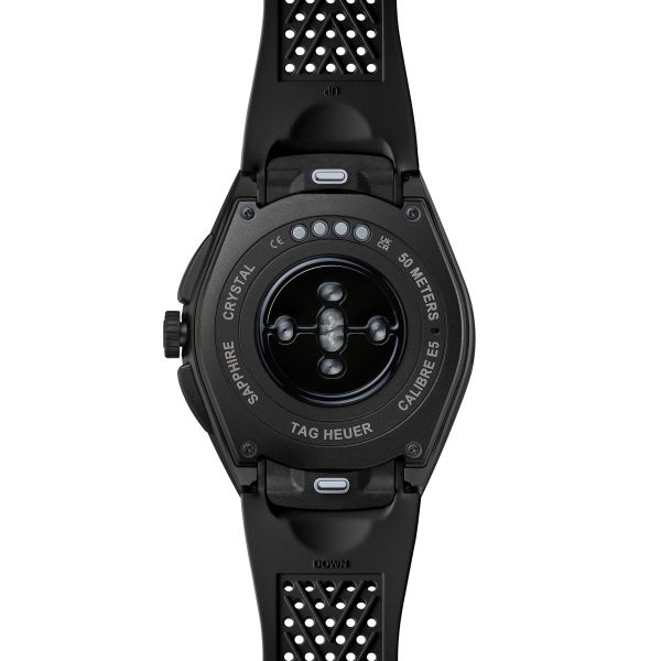 Montre TAG Heuer Connected Calibre E5 – 45 mm – Titane DLC – Bracelet Caoutchouc Noir