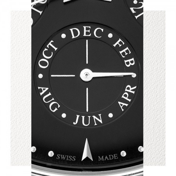 Montre Jaeger-LeCoultre Master Ultra Thin Perpetual automatique cadran noir bracelet cuir d'alligator noir 39 mm