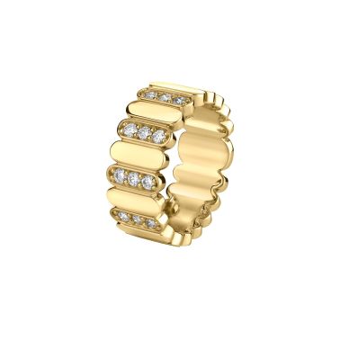 So Shocking Première Fois ring in yellow gold and diamonds