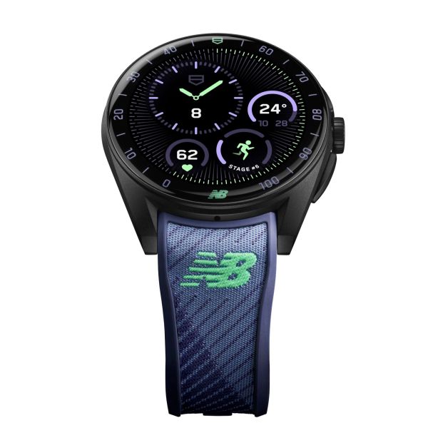 Montre TAG Heuer x New Balance Connected Calibre E5 – 40 mm – Titane DLC – Bracelet Caoutchouc Noir