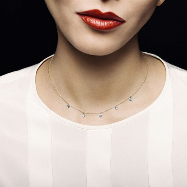 Collier La Brune et La Blonde 360° en or jaune 5 diamants taille brillant 0,50 carat - Porte