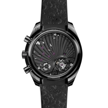 Montre Omega Speedmaster Dark Side Of The Moon "Dark-Red" mécanique cadran noir bracelet caoutchouc 44,25 mm