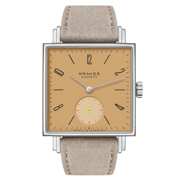 Montre Nomos Tetra Ochra mécanique fond verre saphir cadran jaune bracelet cuir velours beige 29,5 mm